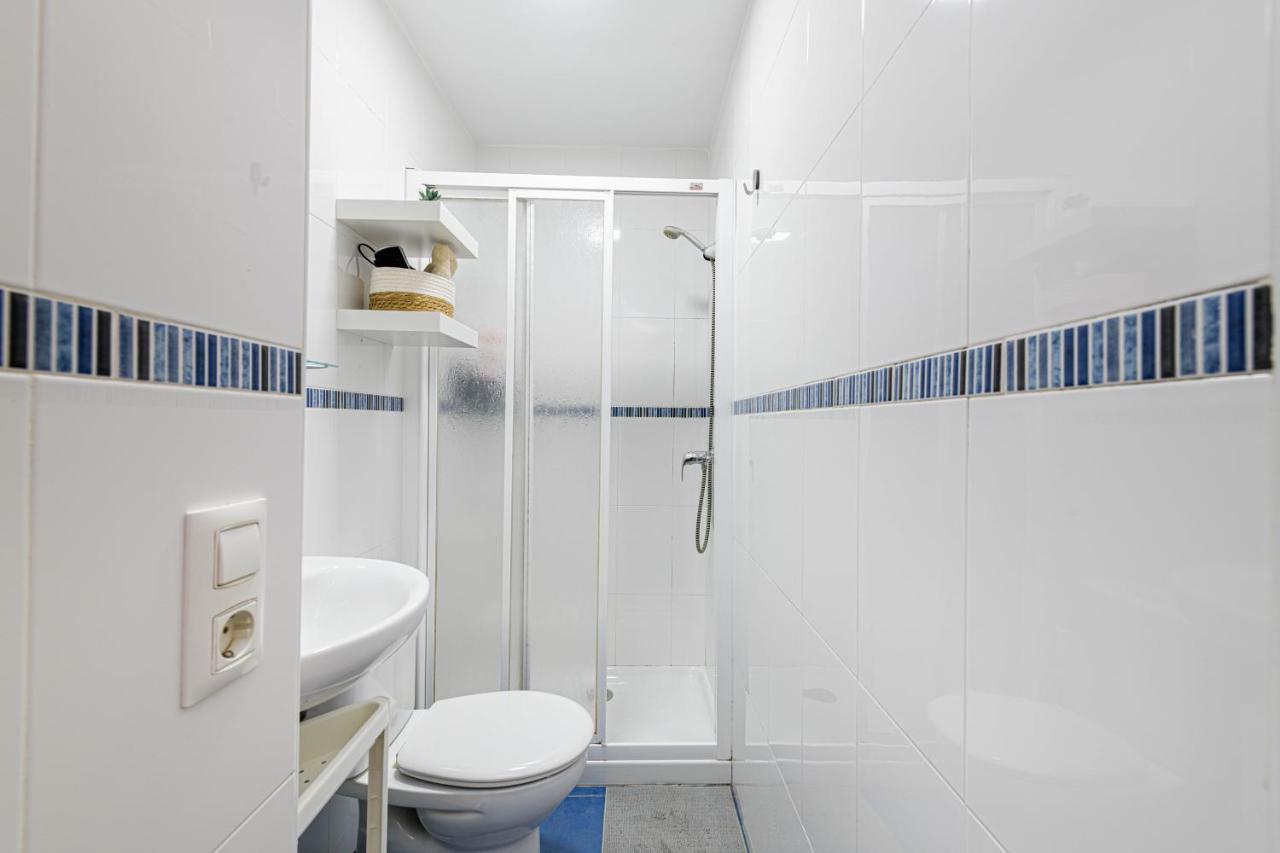 Wintowinrentals Coqueto Apartamento En El Centro De Малага Экстерьер фото