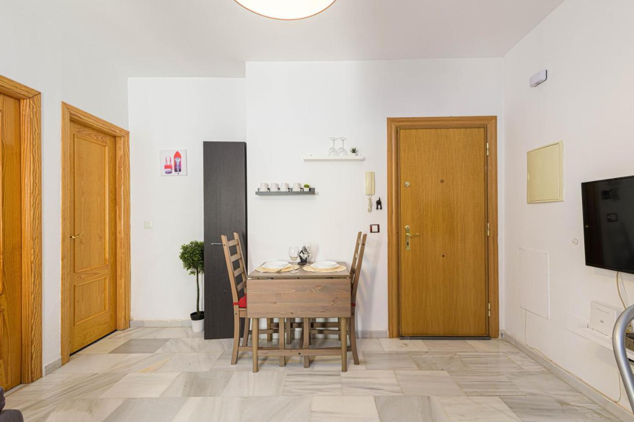 Wintowinrentals Coqueto Apartamento En El Centro De Малага Экстерьер фото