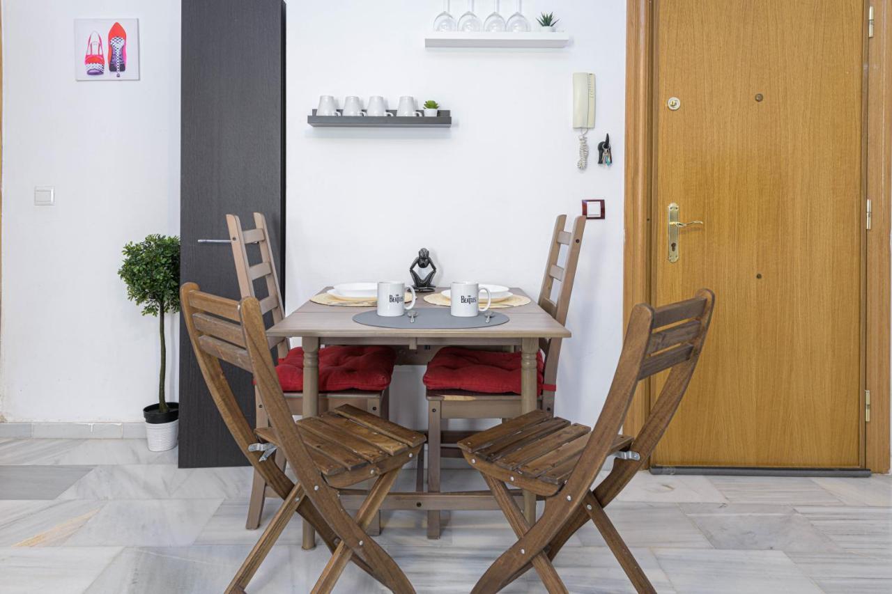 Wintowinrentals Coqueto Apartamento En El Centro De Малага Экстерьер фото